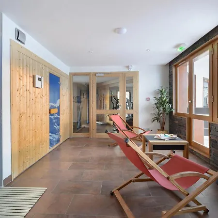 Renove - Proche Des Pistes - 7 Personnes - Wifi - Sauna - Parking Gratuit - Fr-1-181-1916 *